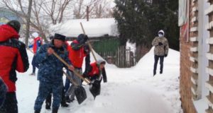 Трагедии не случилось: приставы и волонтеры откликнулись на просьбу инвалидов