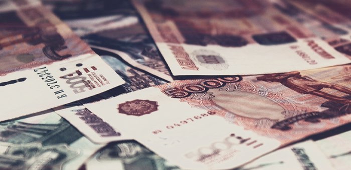 30-летняя горожанка перечислила на счет мошенников все сбережения – 272 тысячи рублей