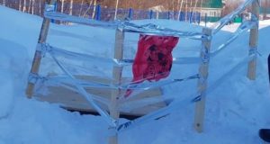 6-летняя девочка упала в открытый люк на территории комплекса «Атлант» в Майме 6-летняя девочка упала в открытый люк на территории комплекса «Атлант» в Майме