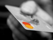 Хотел уехать домой на бла-бла-каре, но остался без денег и транспорта
