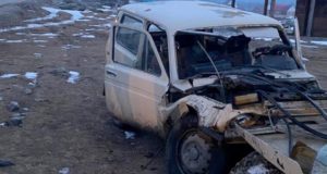 Нетрезвый водитель разбил машину об огромный камень в Улагане