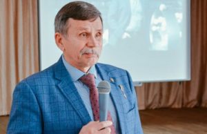 Герой России Вячеслав Бочаров встретился с молодежью Герой России Вячеслав Бочаров встретился с молодежью