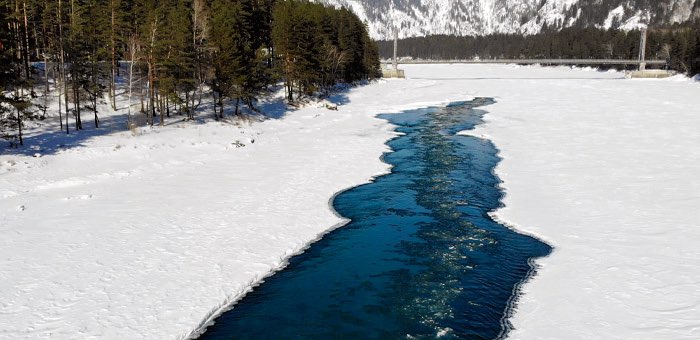 В Республике Алтай началось вскрытие рек. Оно происходит раньше, чем обычно