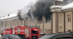 Пожар в ТЦ «Ткацкий» произошел из-за загоревшегося смартфона Пожар в ТЦ «Ткацкий» произошел из-за взорвавшегося смартфона