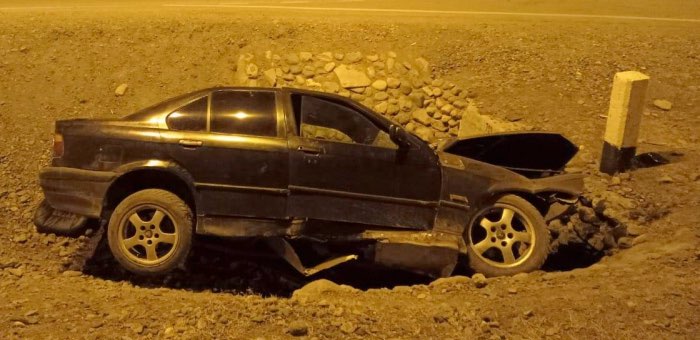 Нетрезвый водитель ночью на BMW устроил аварию на Чуйском тракте