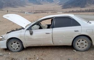 Жительница Онгудайского района перевернулась на Toyota Carina Жительница Онгудайского района перевернулась на Toyota Carina