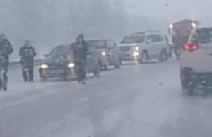 Предупреждение водителям: в соседнем Алтайском крае на дорогах штормовые условия Предупреждение водителям: в соседнем Алтайском крае на дорогах штормовые условия