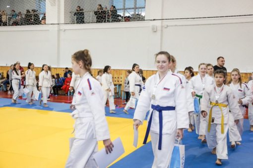 Двести спортсменок приняли участие в турнире по дзюдо в Горно-Алтайске