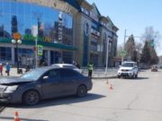 Возле ТЦ «Панорама» столкнулись автомобили Возле ТЦ «Панорама» столкнулись автомобили