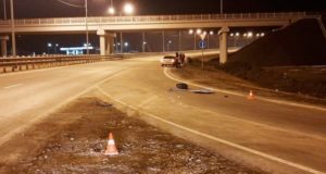 Молодой горожанин устроил аварию на Чуйском тракте возле аэропорта Молодой горожанин устроил аварию на Чуйском тракте возле аэропорта