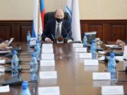 Олег Хорохордин поставил задачу обеспечить жильем детей-сирот Олег Хорохордин поставил задачу обеспечить жильем детей-сирот