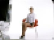 Фоны для студийной фотографии: чем различаются и как выбрать?
