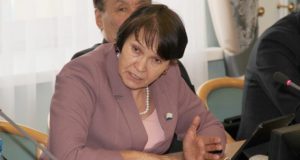 Судьи против Деминой: Госсобранию предложили проверить депутата на «этичность» Судьи против Деминой: Госсобранию предложили проверить депутата на «этичность»