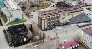 На месте сгоревшей вечерней школы появится сквер На месте сгоревшей вечерней школы появится сквер