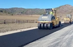 В ближайшие месяцы отремонтируют дорогу к месту проведения Эл Ойына