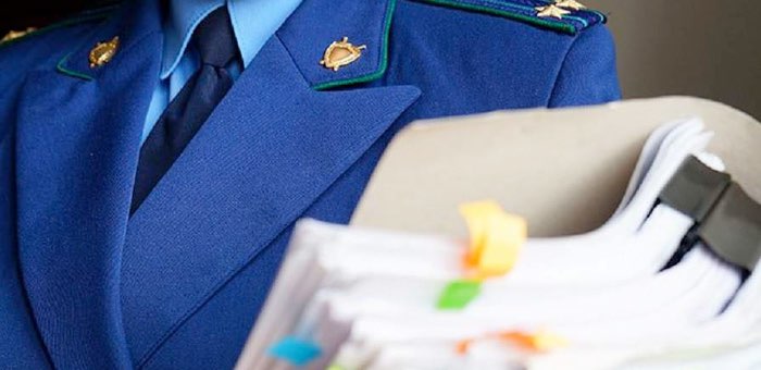 Три предпринимателя попали под уголовное преследование за то, что получали пособие по безработице