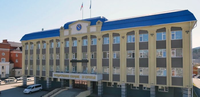 Госсобрание обнародовало ответы Олега Хорохордина на вопросы депутатов