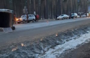 УАЗ перевернулся на Чемальском тракте УАЗ перевернулся на Чемальском тракте