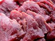 Житель Онгудая сдал на мясо случайно сбитую им на дороге лошадь