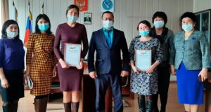 Три молодые семьи из Улаганского района получат выплаты на покупку жилья