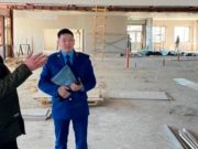 В Кош-Агаче сорвали сроки строительства детсада, но при этом оплатили невыполненные работы В Кош-Агаче сорвали сроки строительства детсада, но при этом оплатили невыполненные работы