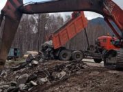 Продолжается ремонт дороги из Усть-Кана в Коргон Продолжается ремонт дороги из Усть-Кана в Коргон