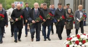 Делегация Совета Федерации прибыла в Республику Алтай Делегация Совета Федерации прибыла в Республику Алтай