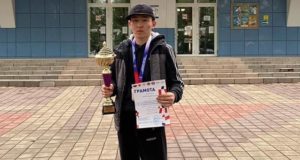 Алексей Куртугашев победил в чемпионате Сибири по боксу