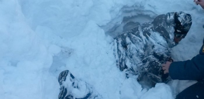 Задушила младшего брата и закопала его тело в своем огороде