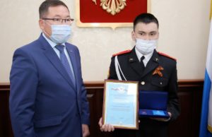 Студент, спасший от гибели двух человек, получил еще одну награду Студент, спасший от гибели двух человек, получил еще одну награду