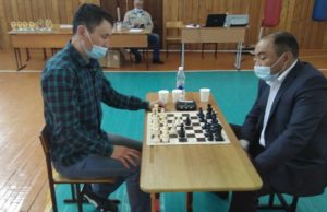 Турнир по шахматам памяти Аржана Иташева прошел в Усть-Муте Турнир по шахматам памяти Аржана Иташева прошел в Усть-Муте