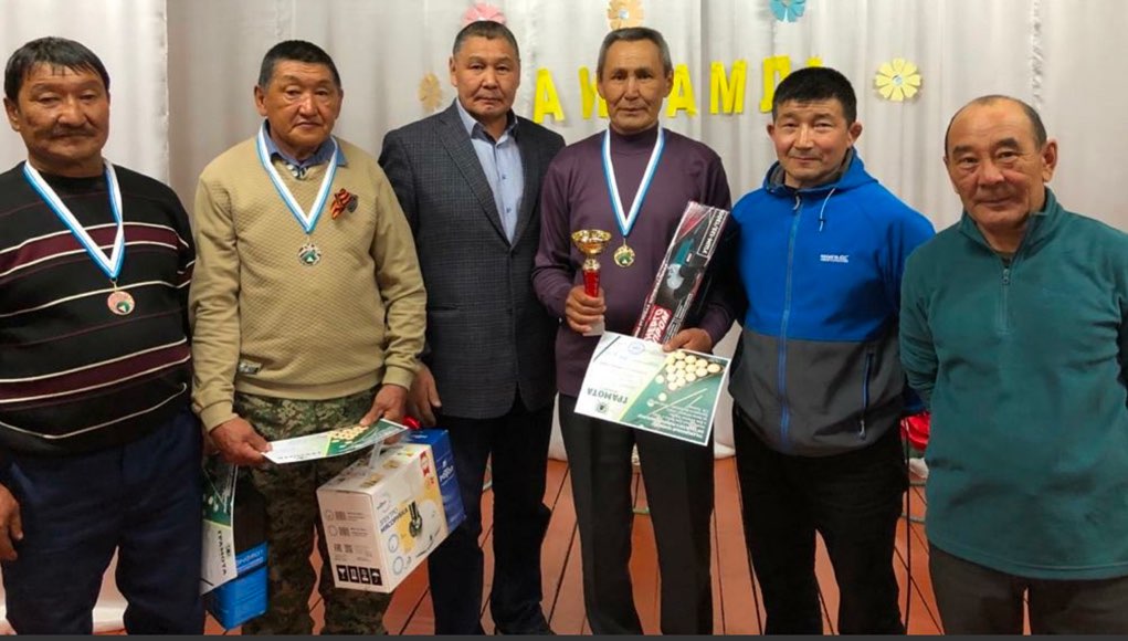 Зеленое сукно, белые шары и нешуточные страсти