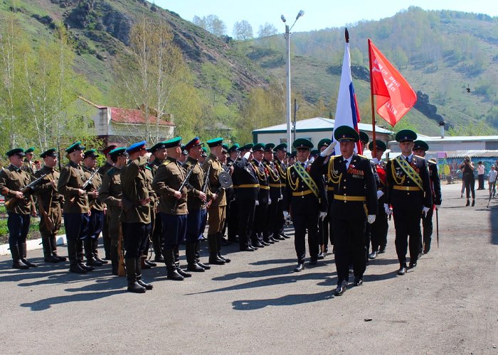 Персональный парад для ветерана прошел в Горно-Алтайске