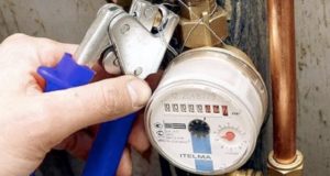 УК «Чистый город» незаконно взимала плату за опломбировку счетчиков