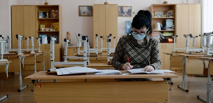 Из-за «ковида» в Кош-Агачском районе отменили выпускные балы