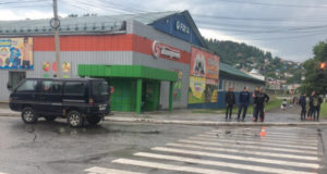 На «зебре» в районе Мебельной сбили пешехода На «зебре» в районе Мебельной сбили пешехода