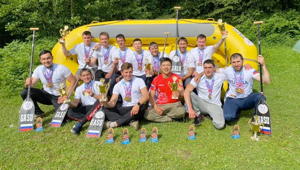 Команда из Горного Алтая стала чемпионом России по рафтингу