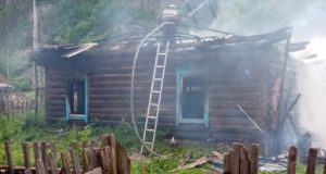 На пожаре в Аносе погибли трое детей Пожар в Аносе