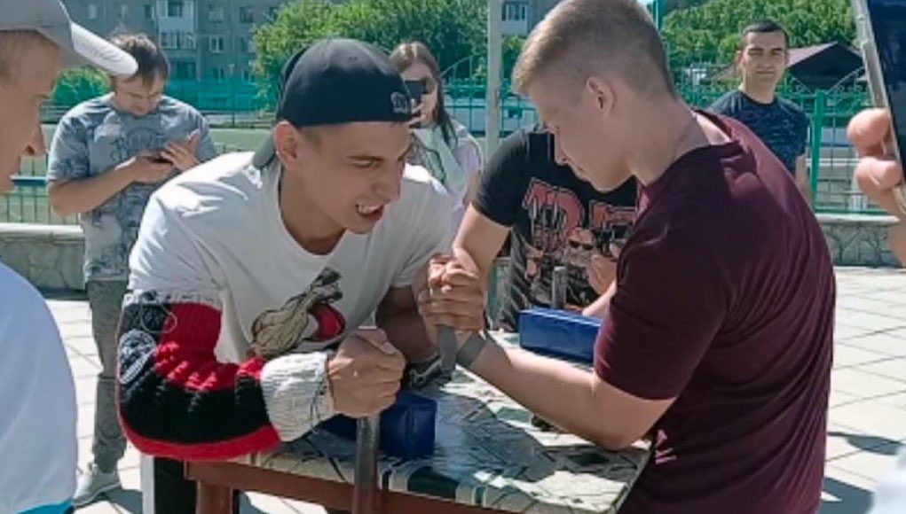 Кубок Победы по армрестлингу прошел в Горно-Алтайске