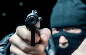В Майме мужчина осужден за разбойное нападение на магазин «Светлана» В Майме мужчина осужден за разбойное нападение на магазин «Светлана»