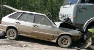 Турист из Ярославля попал под КАМАЗ на дороге Тулой – Бийка Турист из Ярославля попал под КАМАЗ на дороге Тулой – Бийка