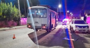 Полуторагодовалый ребенок попал под автобус в Горно-Алтайске Полуторагодовалый ребенок попал под автобус в Горно-Алтайске