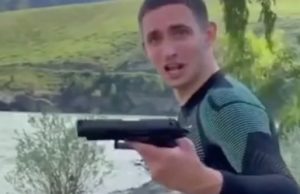 Поведение известного столичного блогера крайне возмутило жителей Горного Алтая Поведение известного столичного блогера крайне возмутило жителей Горного Алтая