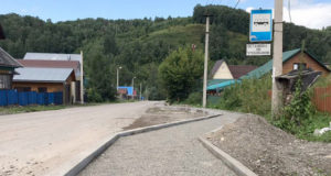 В микрорайоне Заимка ремонтируют улицы Смородиновую и Каташа