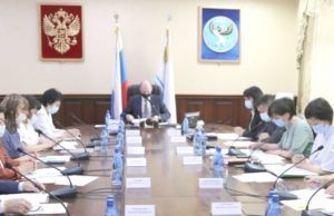 Заседание Совета по алтайскому языку провел глава республики
