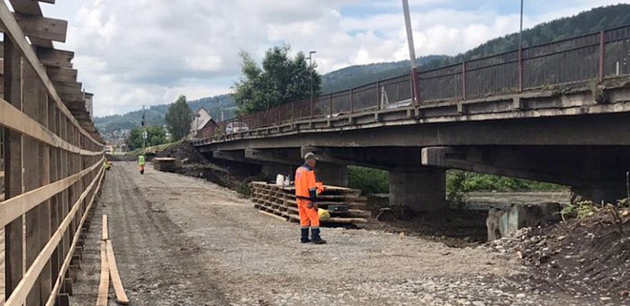 В Горно-Алтайске продолжается ремонт двух мостов