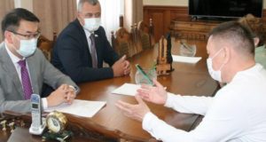 Председатель Госсобрания и сенатор Григорий Ледков обсудили меры поддержки КМН Председатель Госсобрания и сенатор Григорий Ледков обсудили меры поддержки КМН