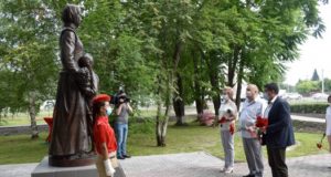 Председатель комитета Госдумы по обороне посетил Майминский район Председатель комитета Госдумы по обороне посетил Майминский район