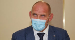 Александр Карелин рассказал о любви к Алтаю, автомобилям и книгам