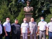 К памятнику основателю ВДВ возложили цветы К памятнику основателя ВДВ возложили цветы